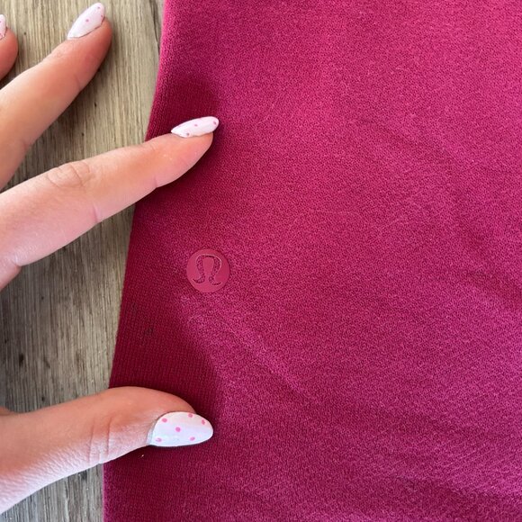 lululemon scuba joggers red size 2 - Picture 3 of 3